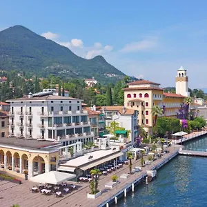 Du 3*, Gardone Riviera Italien